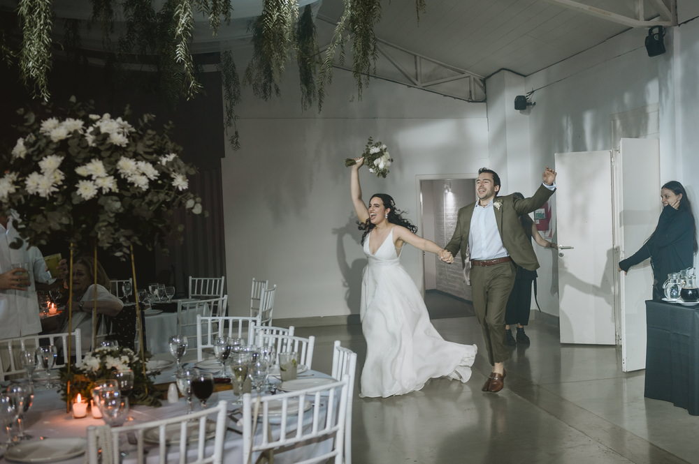 foto de casamiento en espacio mendoza maschwitch por matias savransky fotografo de buenos aires