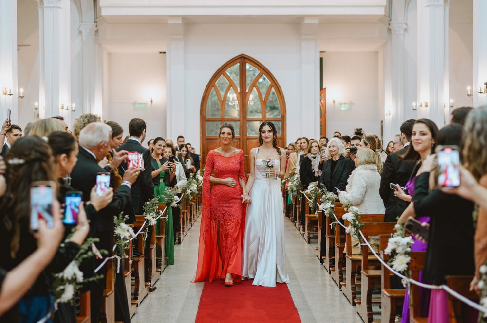 foto de casamiento iglesia san patricio por matias savransky fotografo de buenos aires
